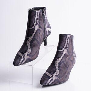 Vaneli Womens Taima Black Gray Velvet Snake Print Ankle Booties Boots Sz 6.5 New